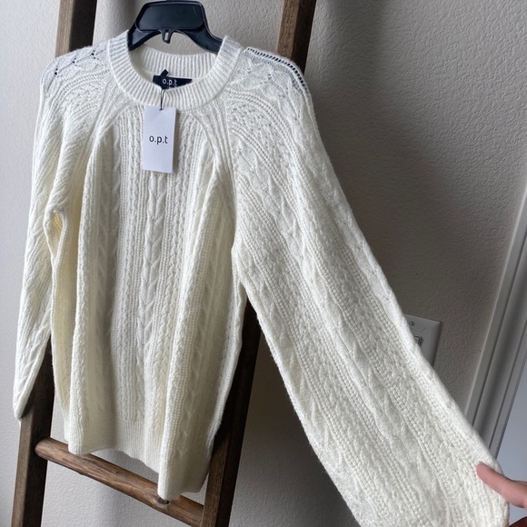 NWT - O.P.T. White knit sweater - size med - Picture 5 of 10
